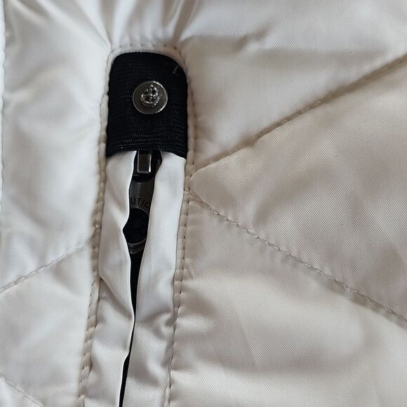 Nautica Down Alternative Jacket - Picture 12 of 13